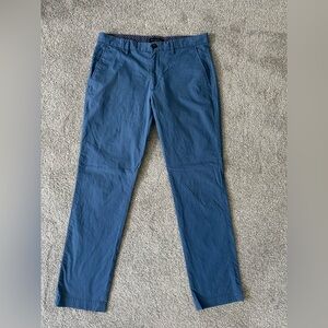 Banana Republic Men's Blue Lightweight Aiden Chinos 32x32